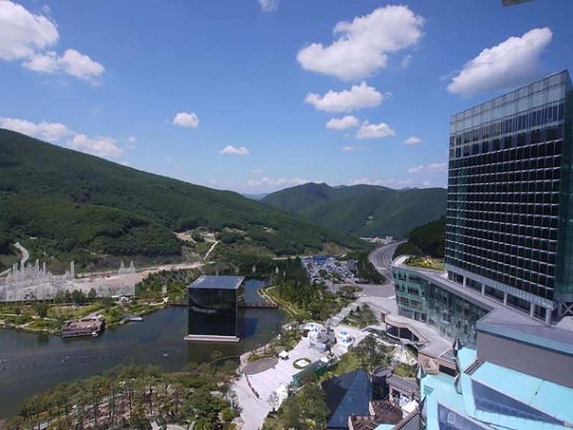 High1 Grand Hotel Main Tower Jeongseon Exterior photo